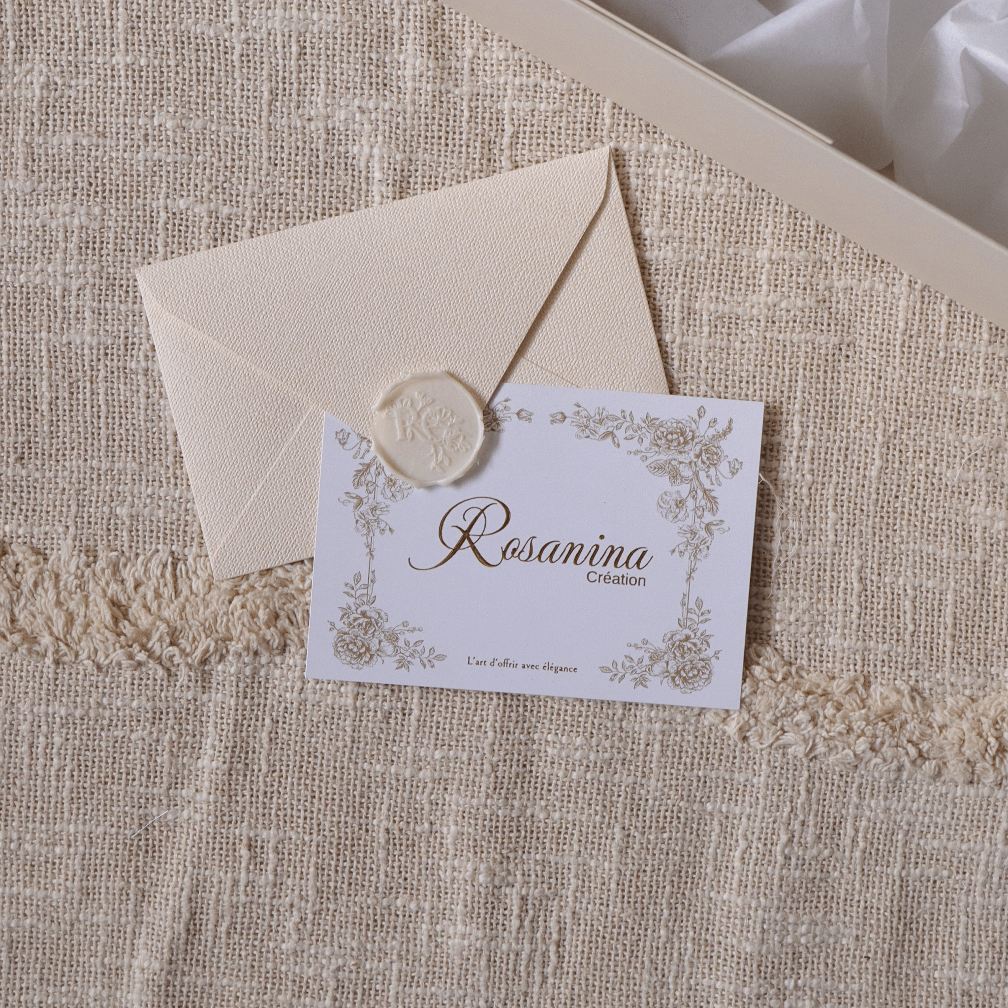 Coffret Bouquet Prestige - Bélinda - cadeau naissance prêt à offrir - Rosanina Création