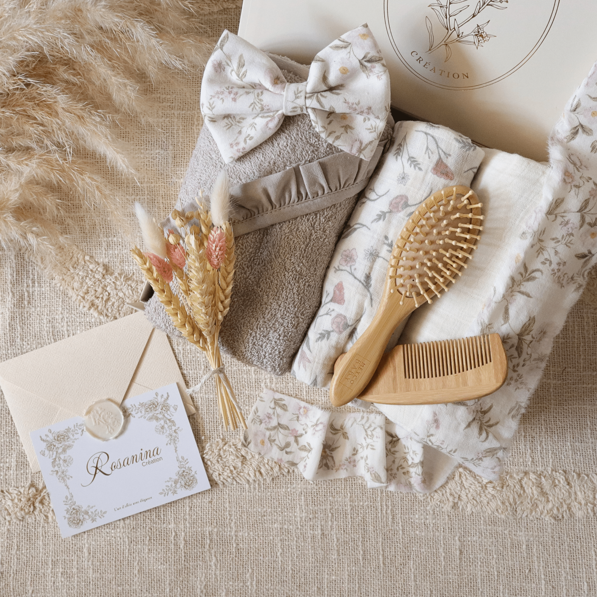 Coffret Petite Attention Signature - Anne - cadeau naissance prêt à offrir - Rosanina Création