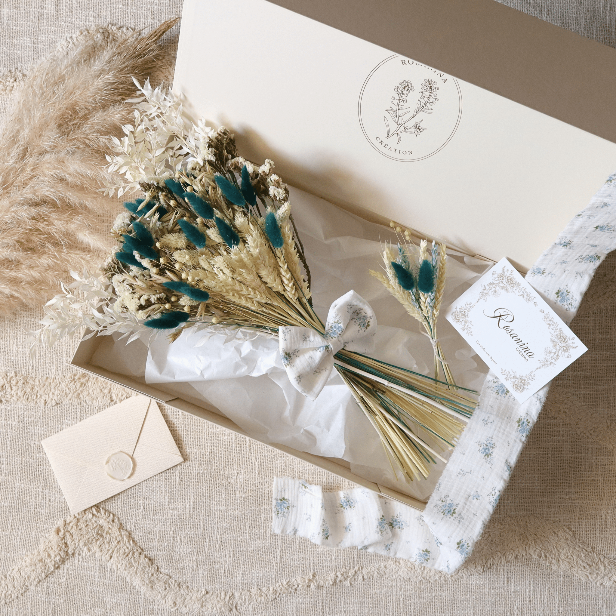 Coffret Bouquet - Constance - cadeau naissance prêt à offrir - Rosanina Création