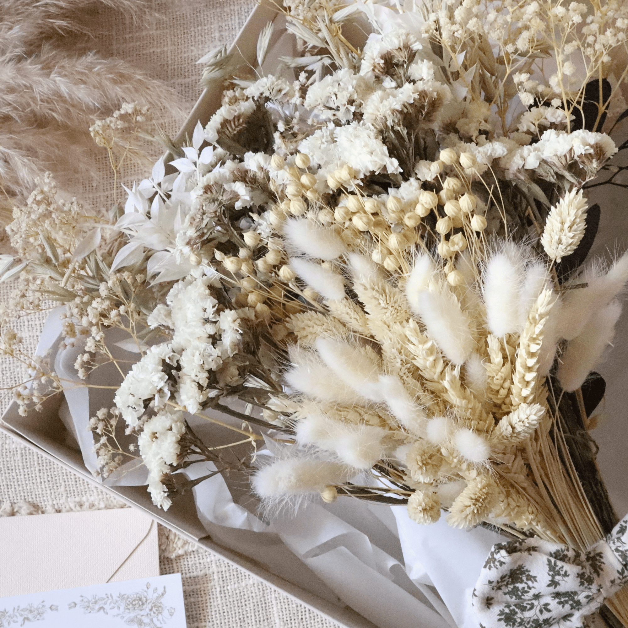 Coffret bouquet Prestige - Eucalyptus - cadeau naissance prêt à offrir - Rosanina Création