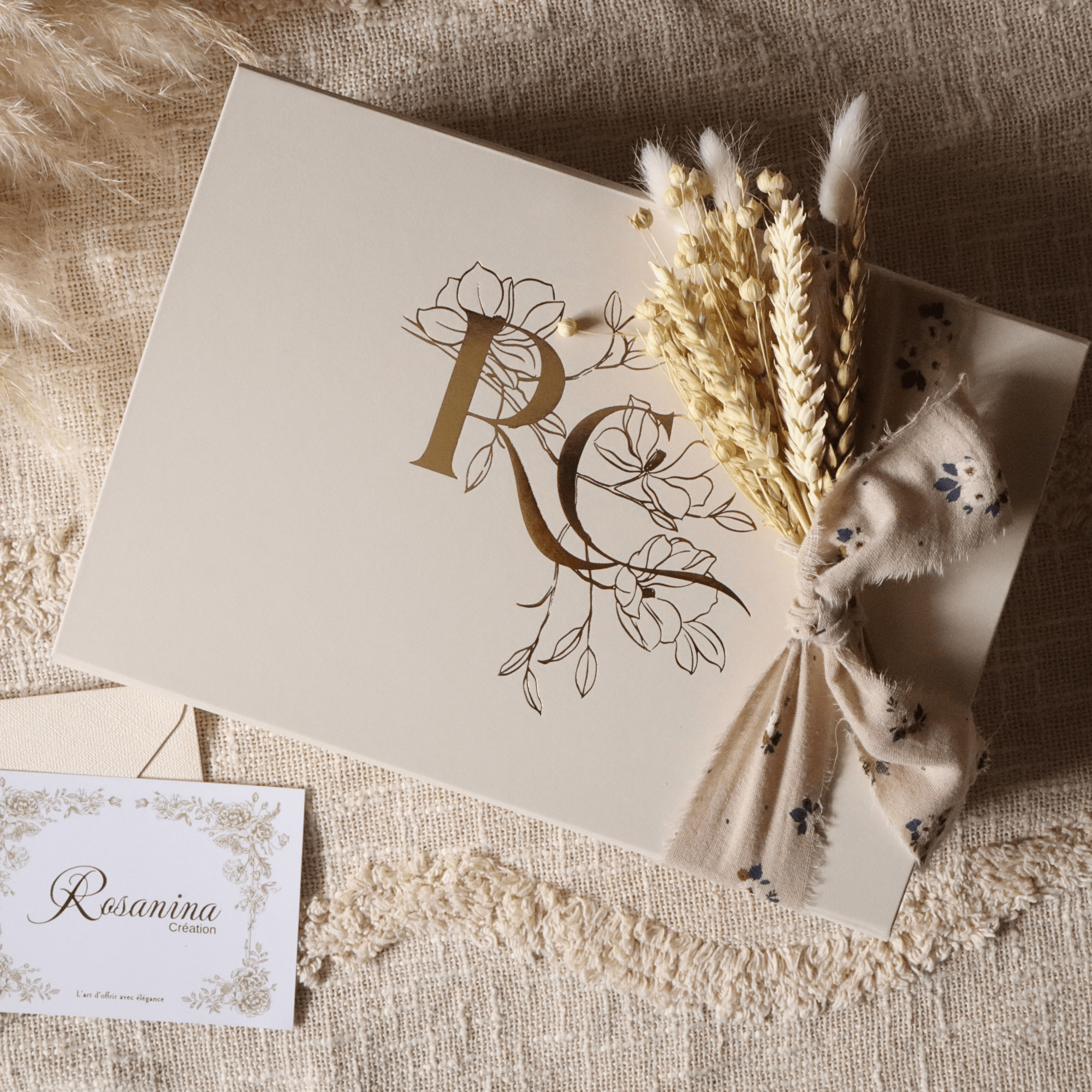 Coffret Petite Attention Prestige - Glamour - cadeau naissance prêt à offrir - Rosanina Création