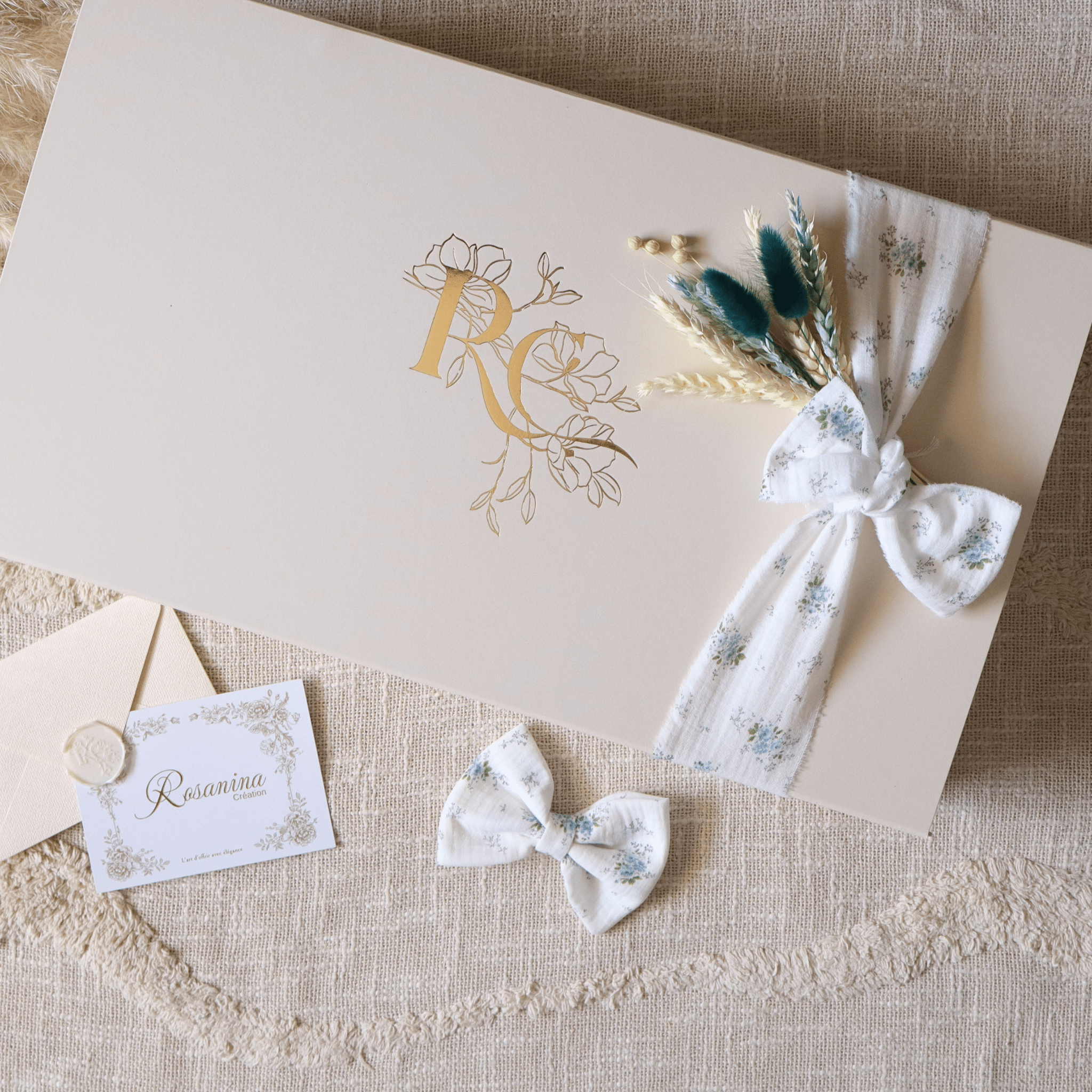 Coffret Bouquet - Constance - cadeau naissance prêt à offrir - Rosanina Création