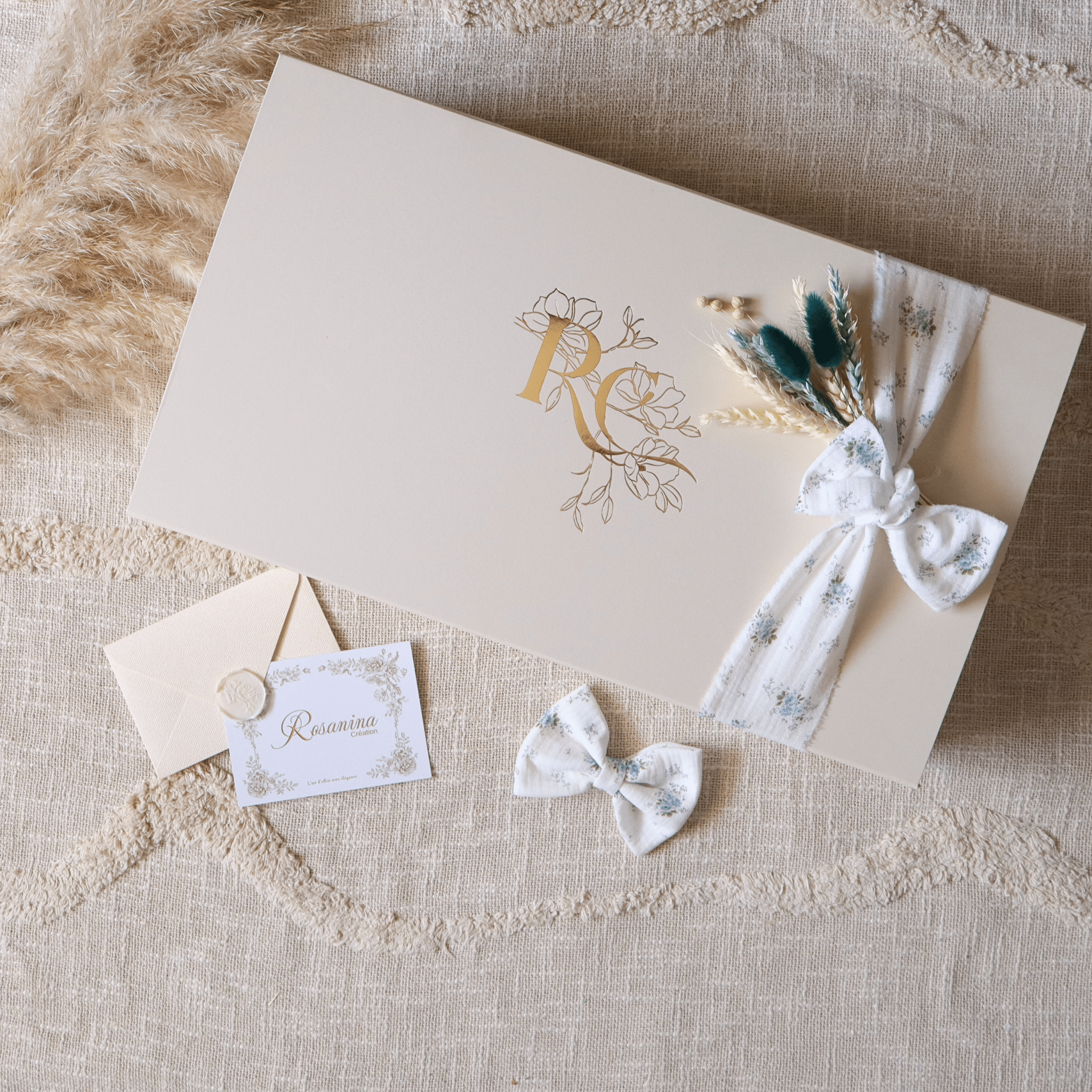 Coffret Bouquet - Constance - cadeau naissance prêt à offrir - Rosanina Création
