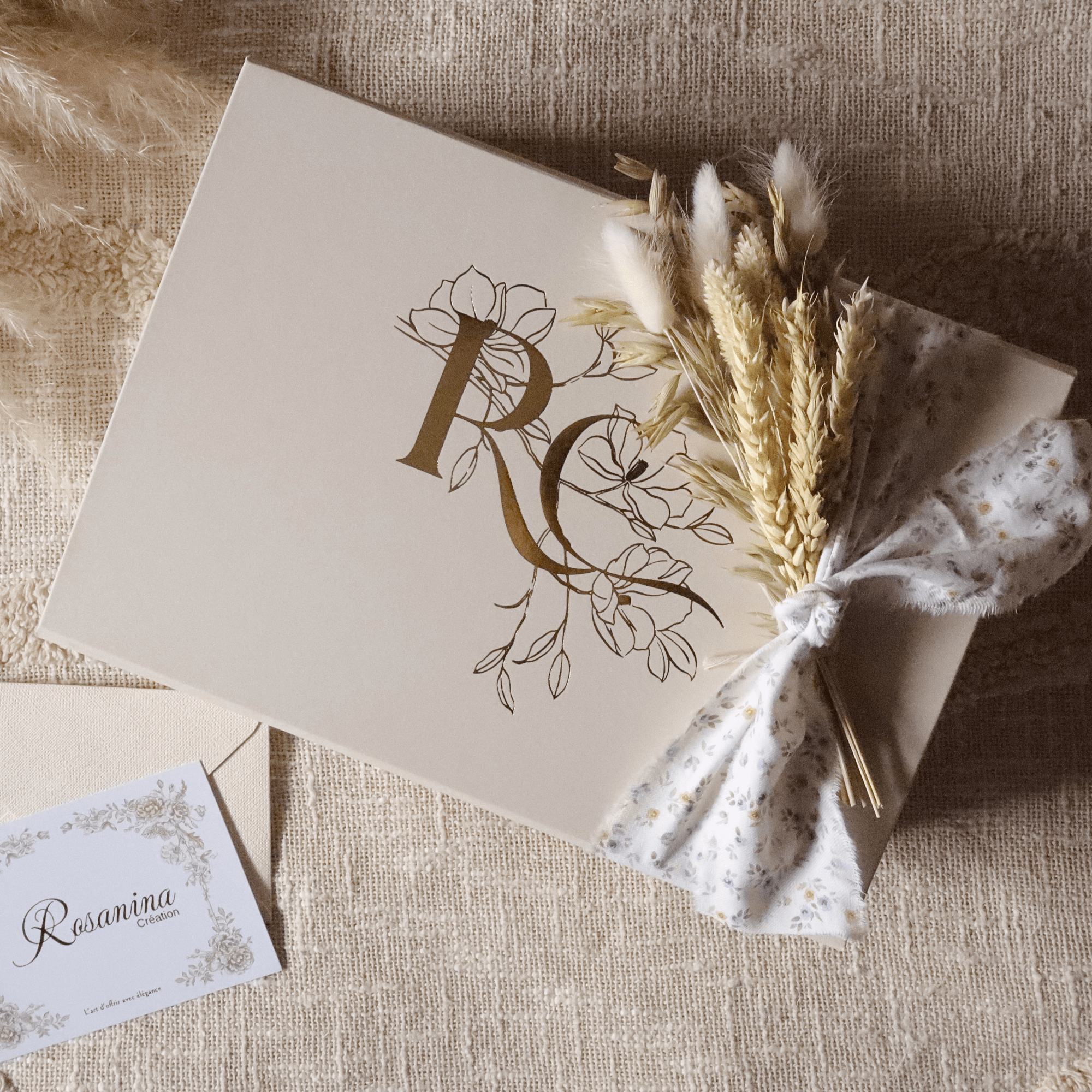 Coffret Petite Attention Signature - Coralie - cadeau naissance prêt à offrir - Rosanina Création