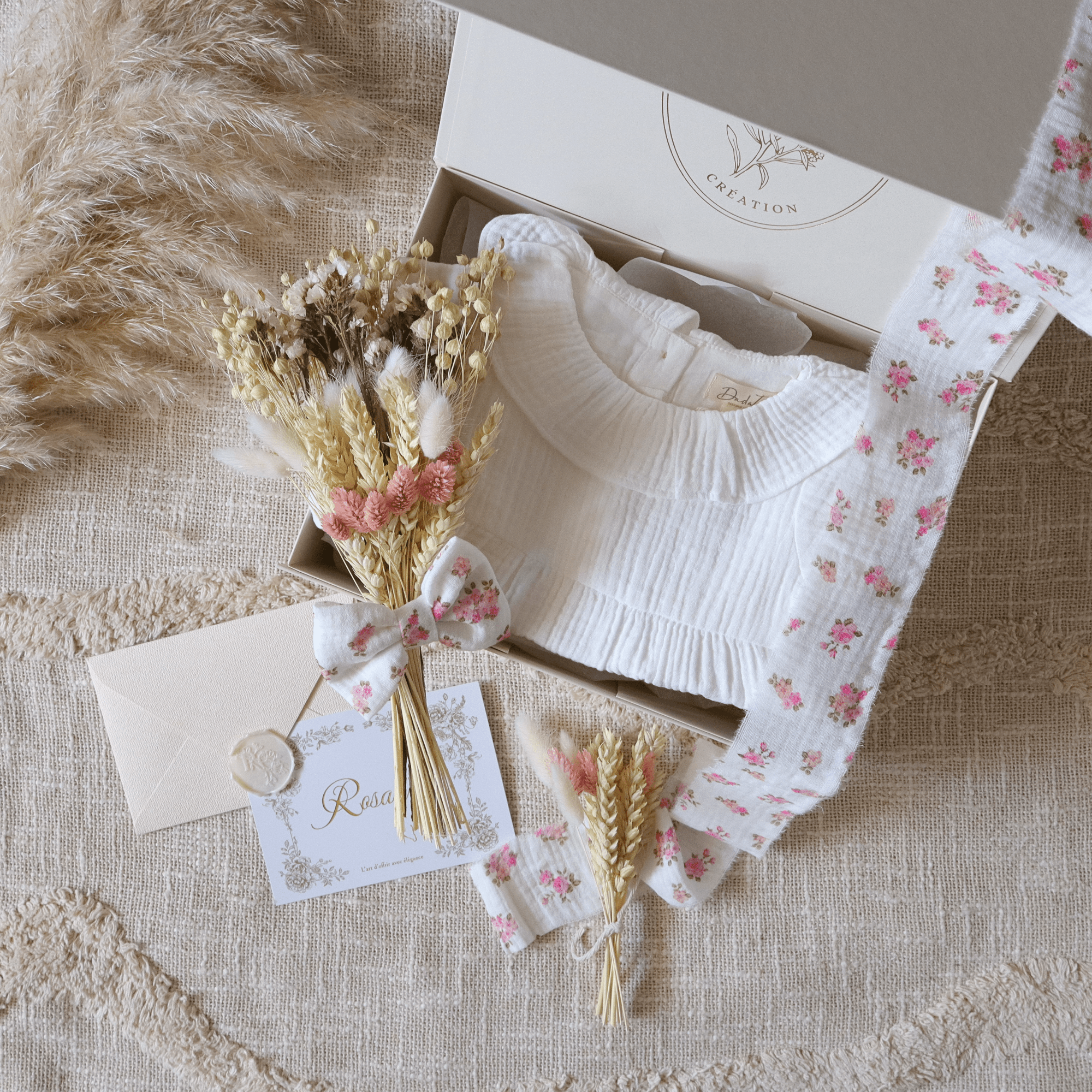 Quel cadeau offrir à une jeune maman ? - Rosanina Création