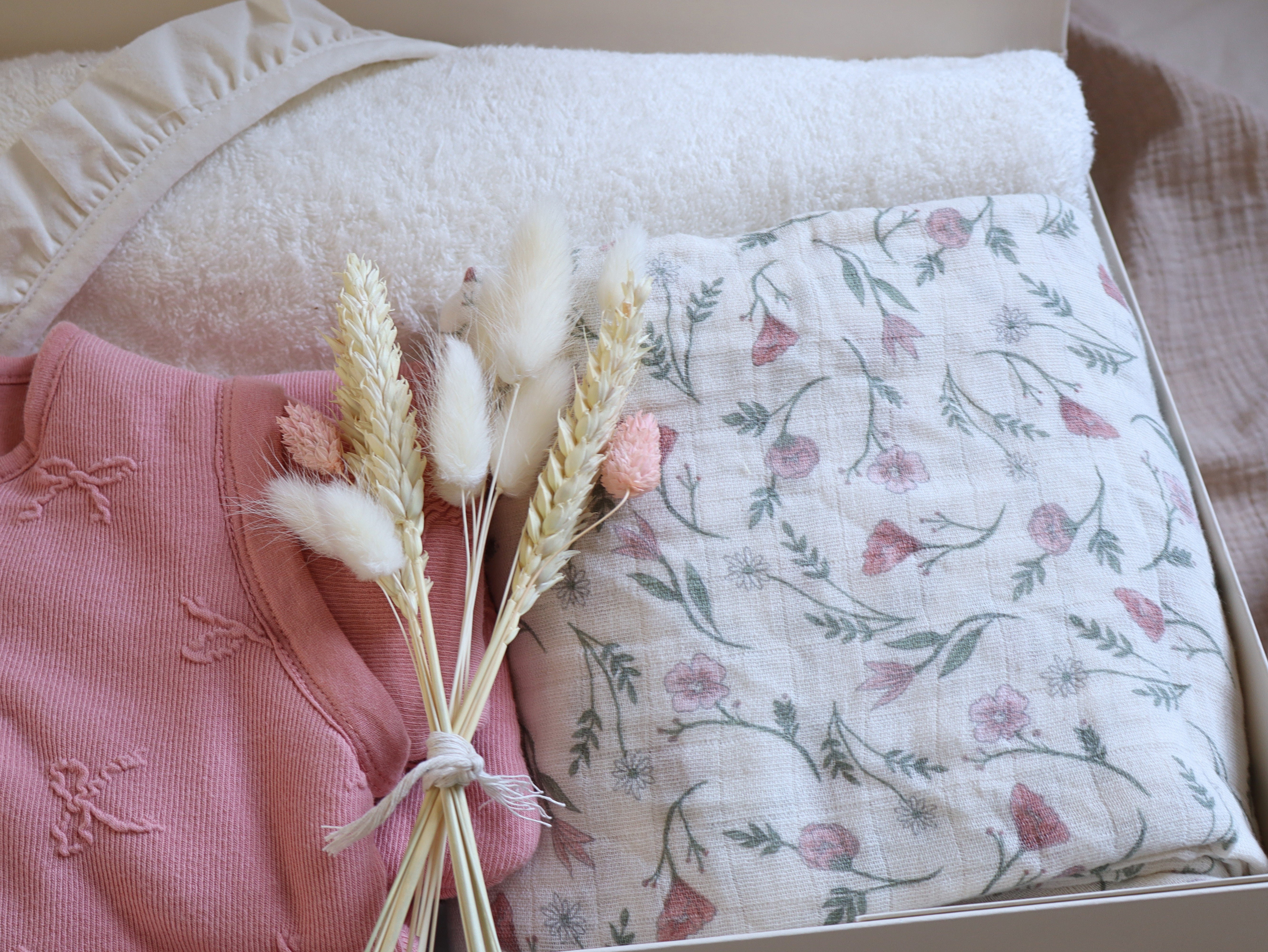 Coffret Naissance Essentiel - Douceur Rosé