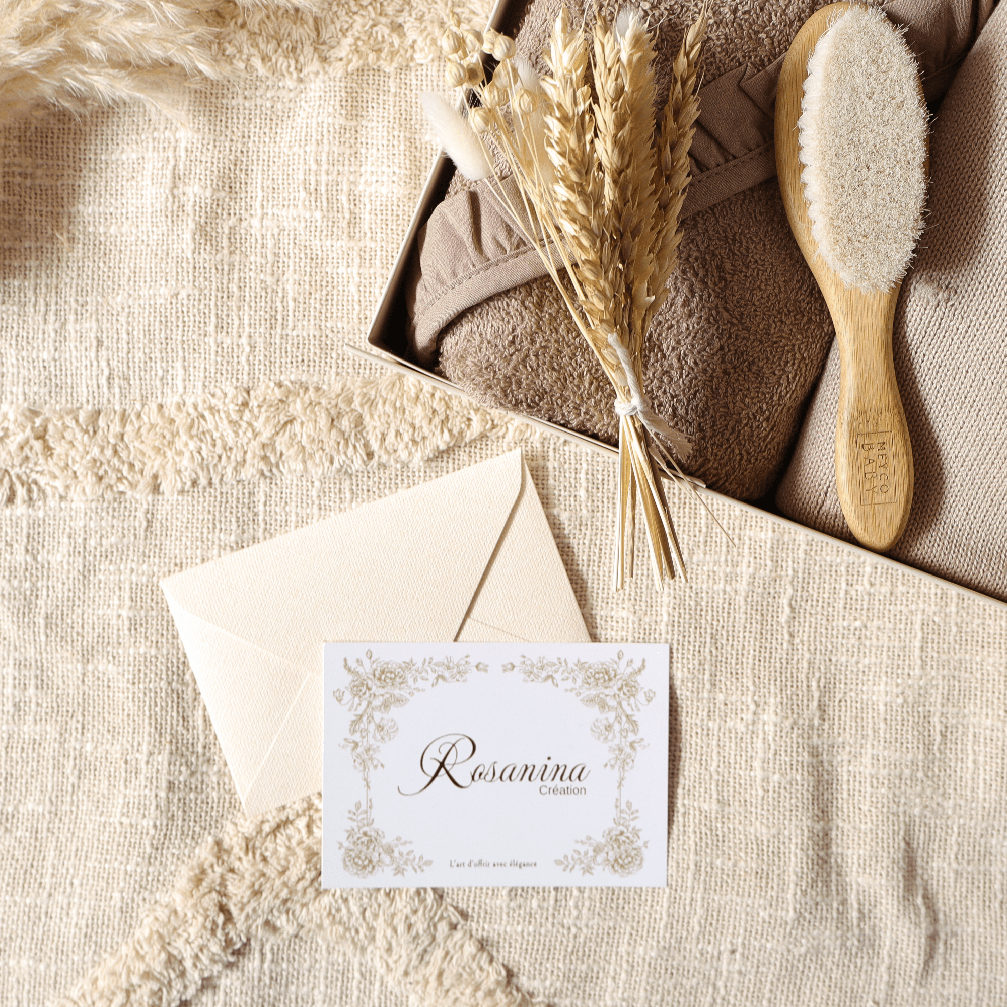 Coffret Naissance Essentiel - Émie - cadeau naissance prêt à offrir - Rosanina Création
