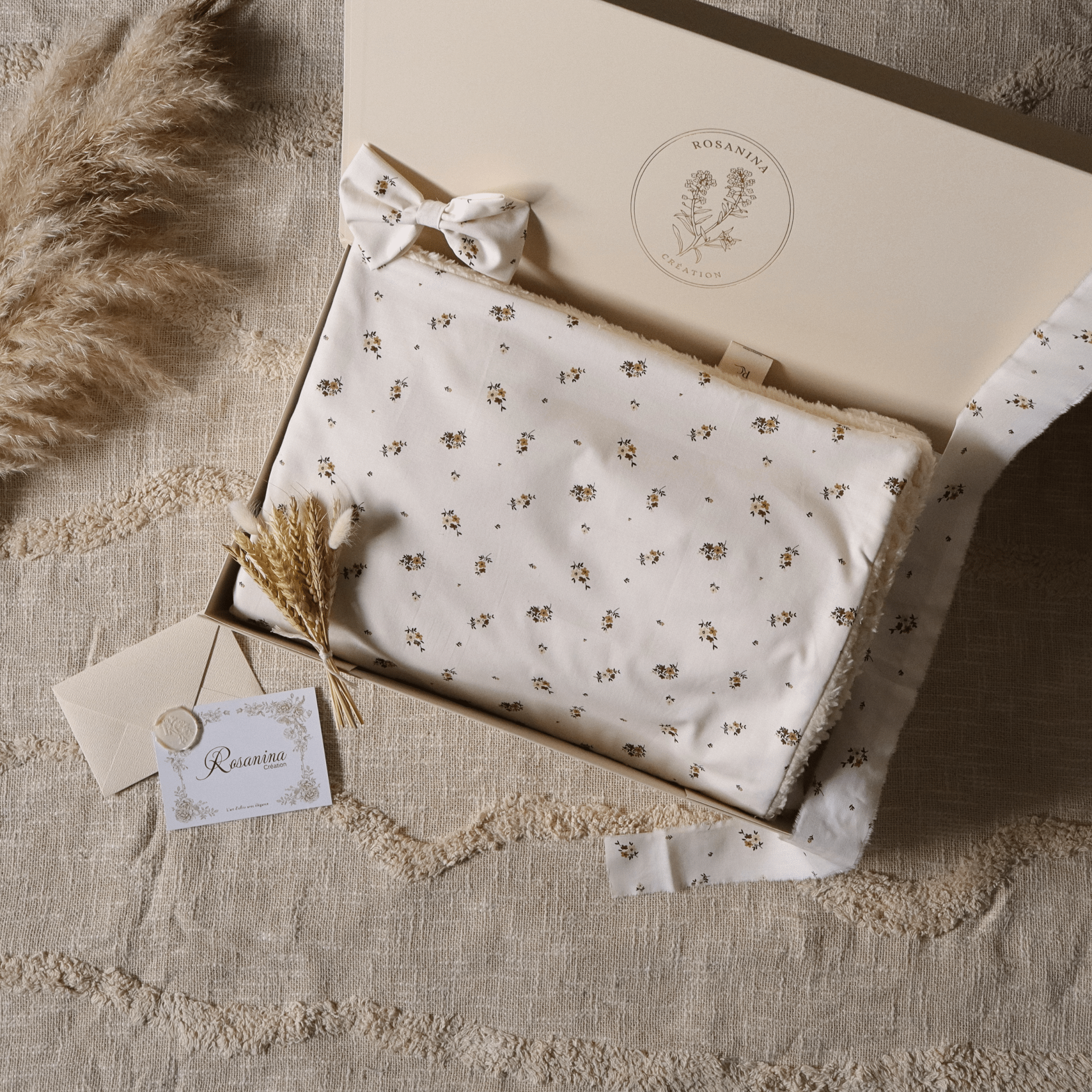 Coffret couverture d'appoint Atelier - Louise - cadeau naissance prêt à offrir - Rosanina Création