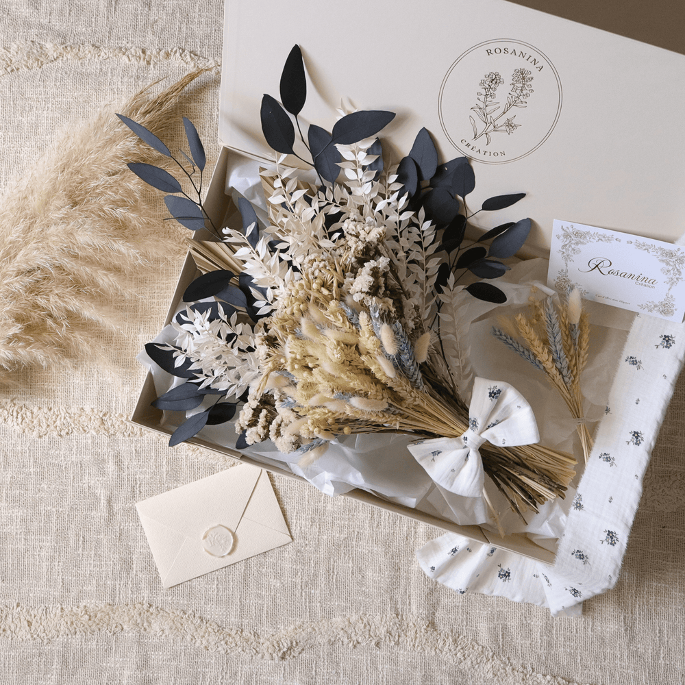 Coffret Bouquet Prestige - Fiona - cadeau naissance prêt à offrir - Rosanina Création
