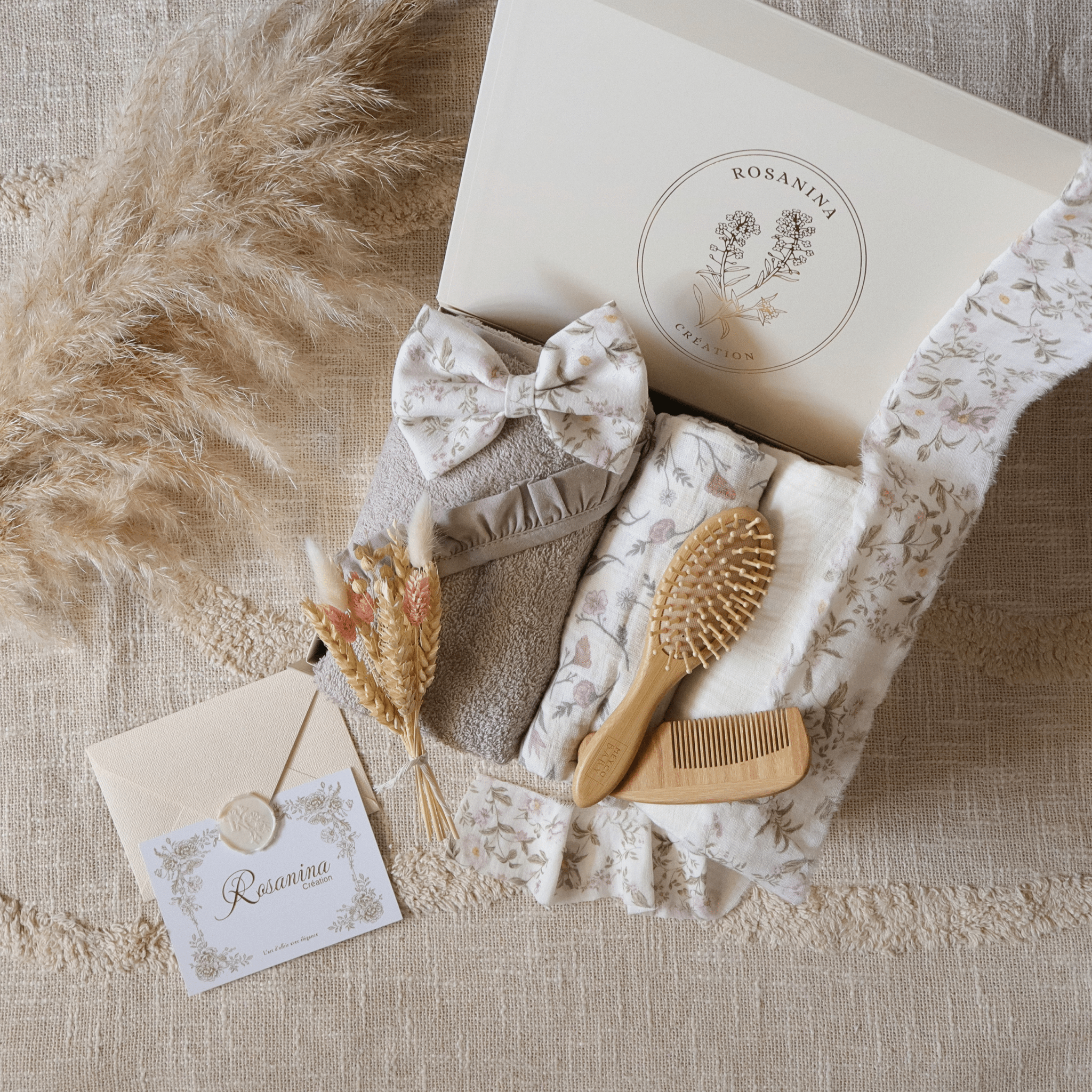 Coffret Petite Attention Signature - Anne - cadeau naissance prêt à offrir - Rosanina Création