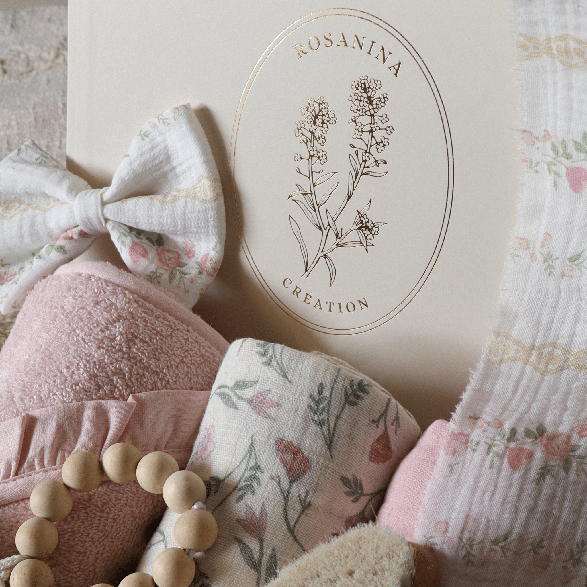 Coffret Petite Attention - Camille - cadeau naissance prêt à offrir - Rosanina Création