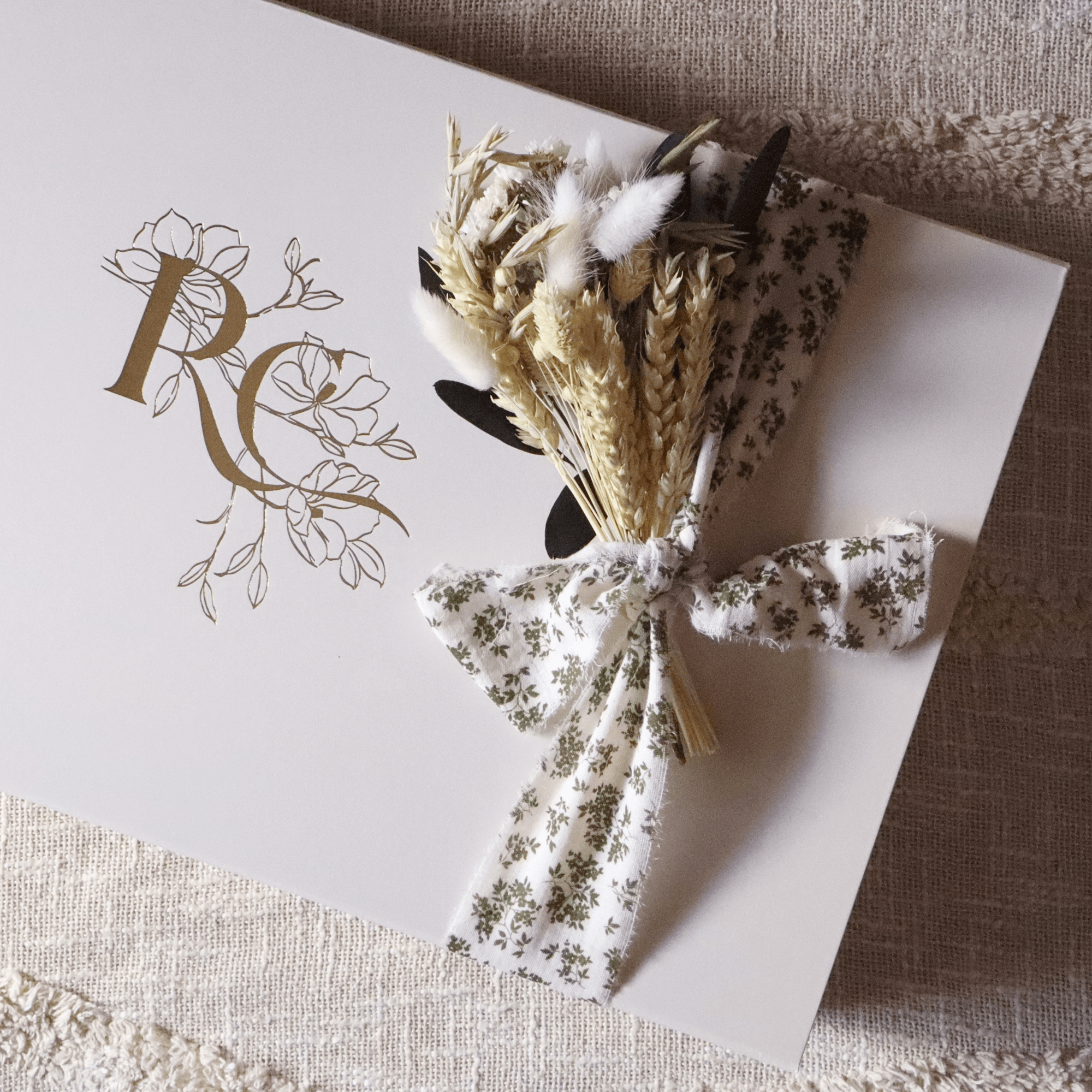 Coffret bouquet Prestige - Eucalyptus - cadeau naissance prêt à offrir - Rosanina Création
