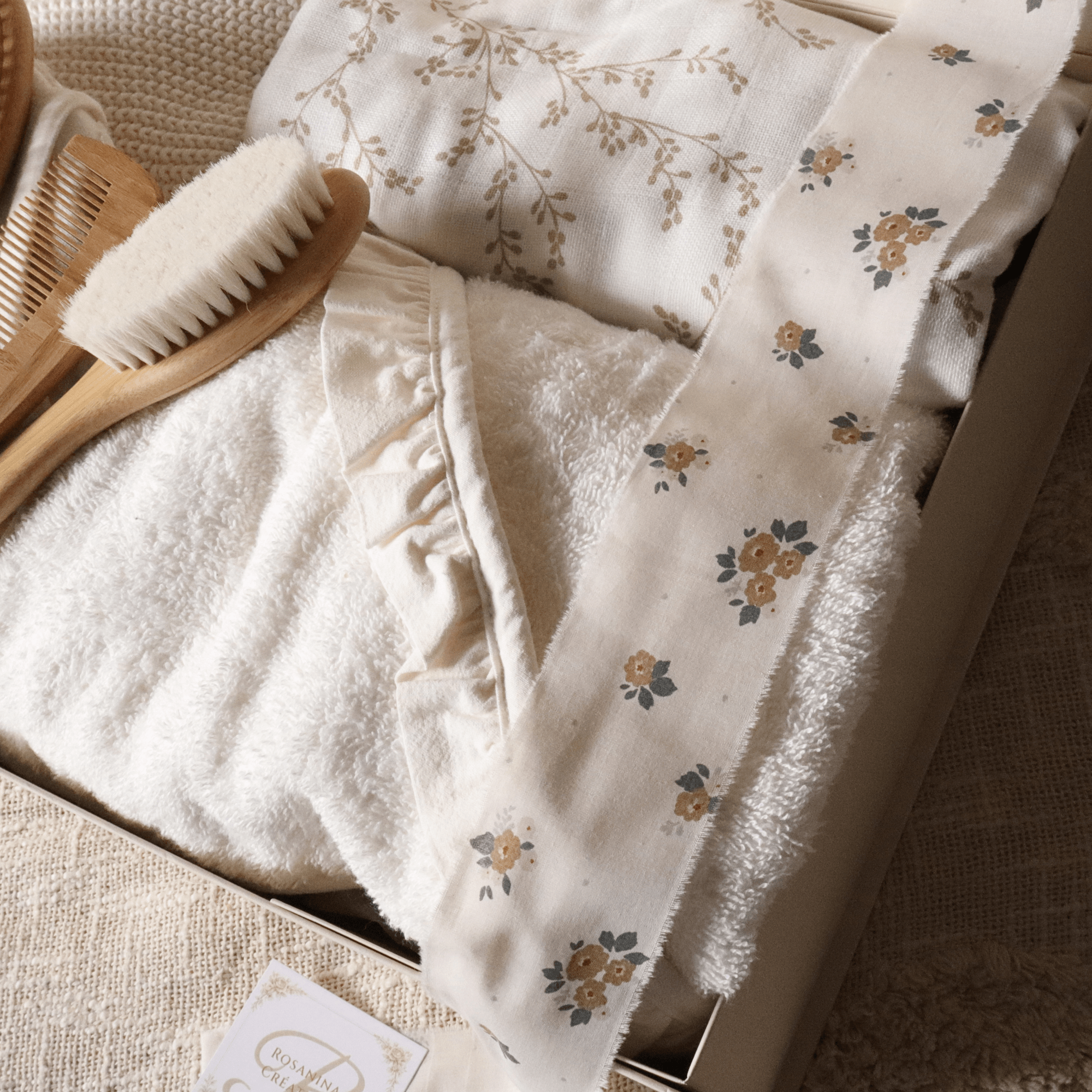 Coffret Naissance Signature - Douceur - cadeau naissance prêt à offrir - Rosanina Création