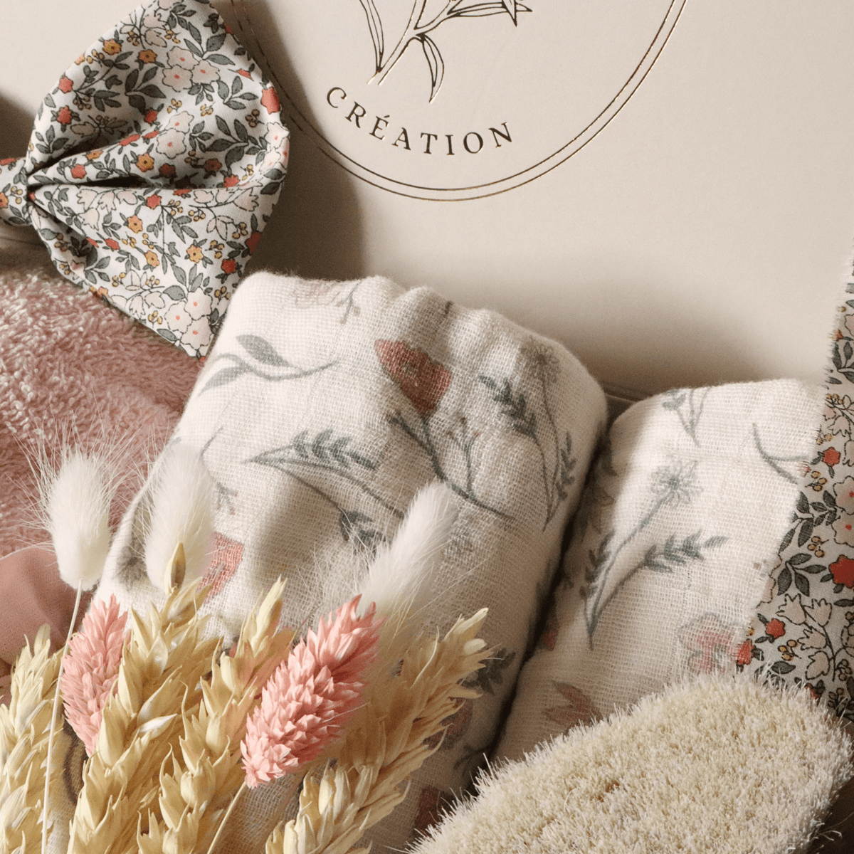 Coffret Petite Attention Essentiel - Éternel - cadeau naissance prêt à offrir - Rosanina Création