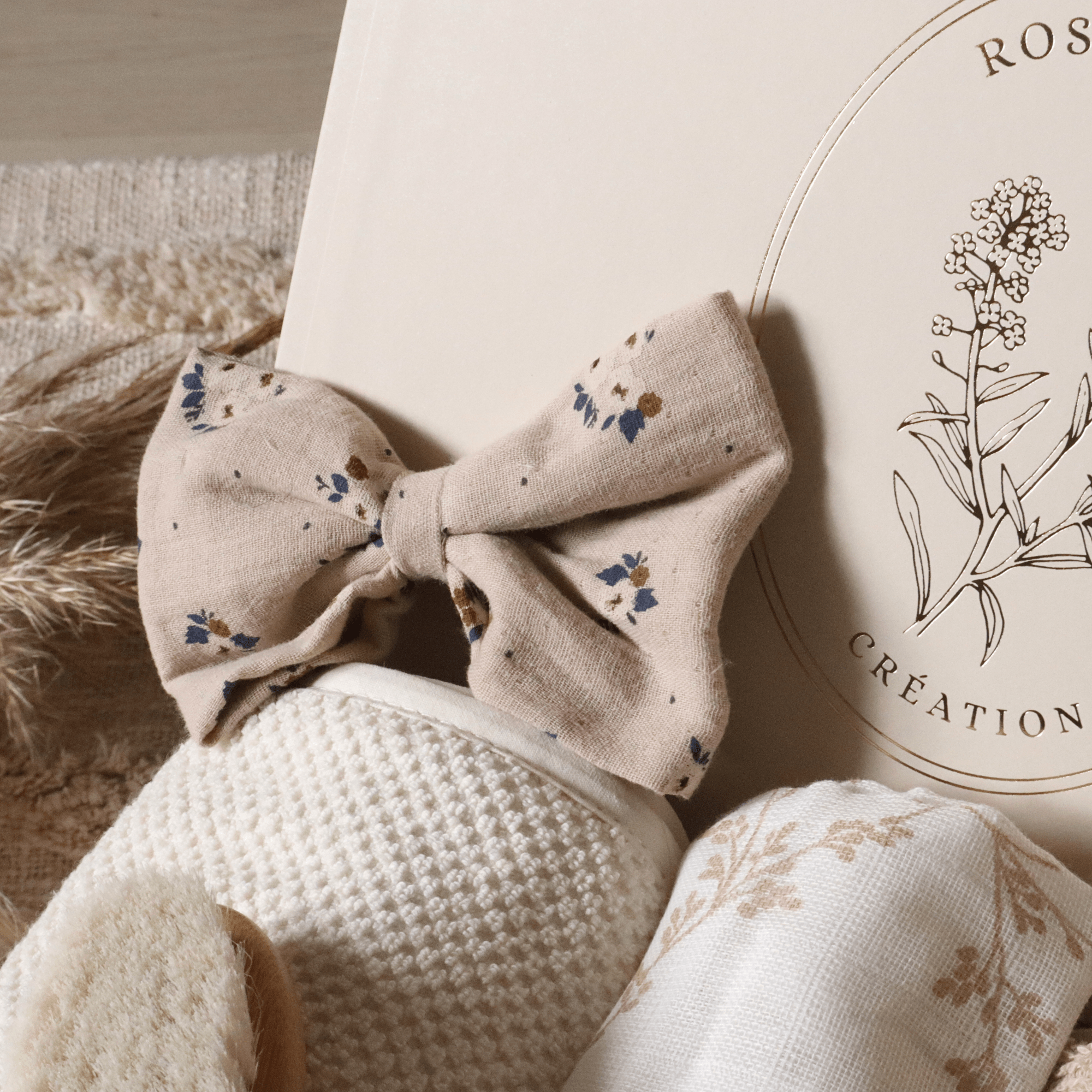 Coffret Petite Attention Prestige - Glamour - cadeau naissance prêt à offrir - Rosanina Création