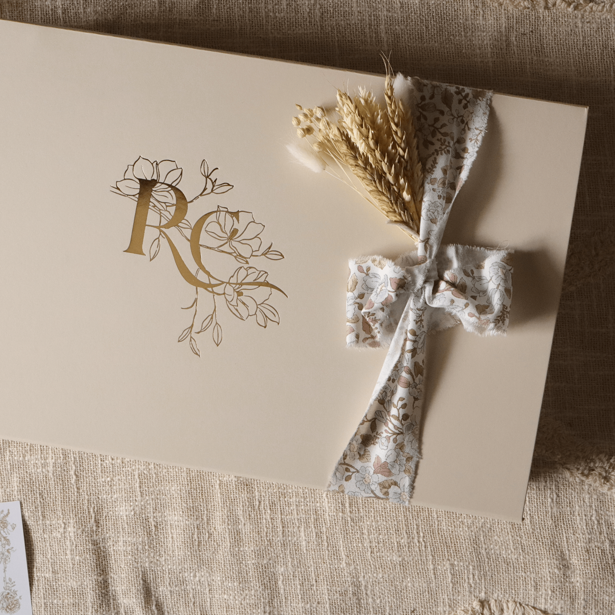 Coffret Naissance Essentiel - Émie - cadeau naissance prêt à offrir - Rosanina Création