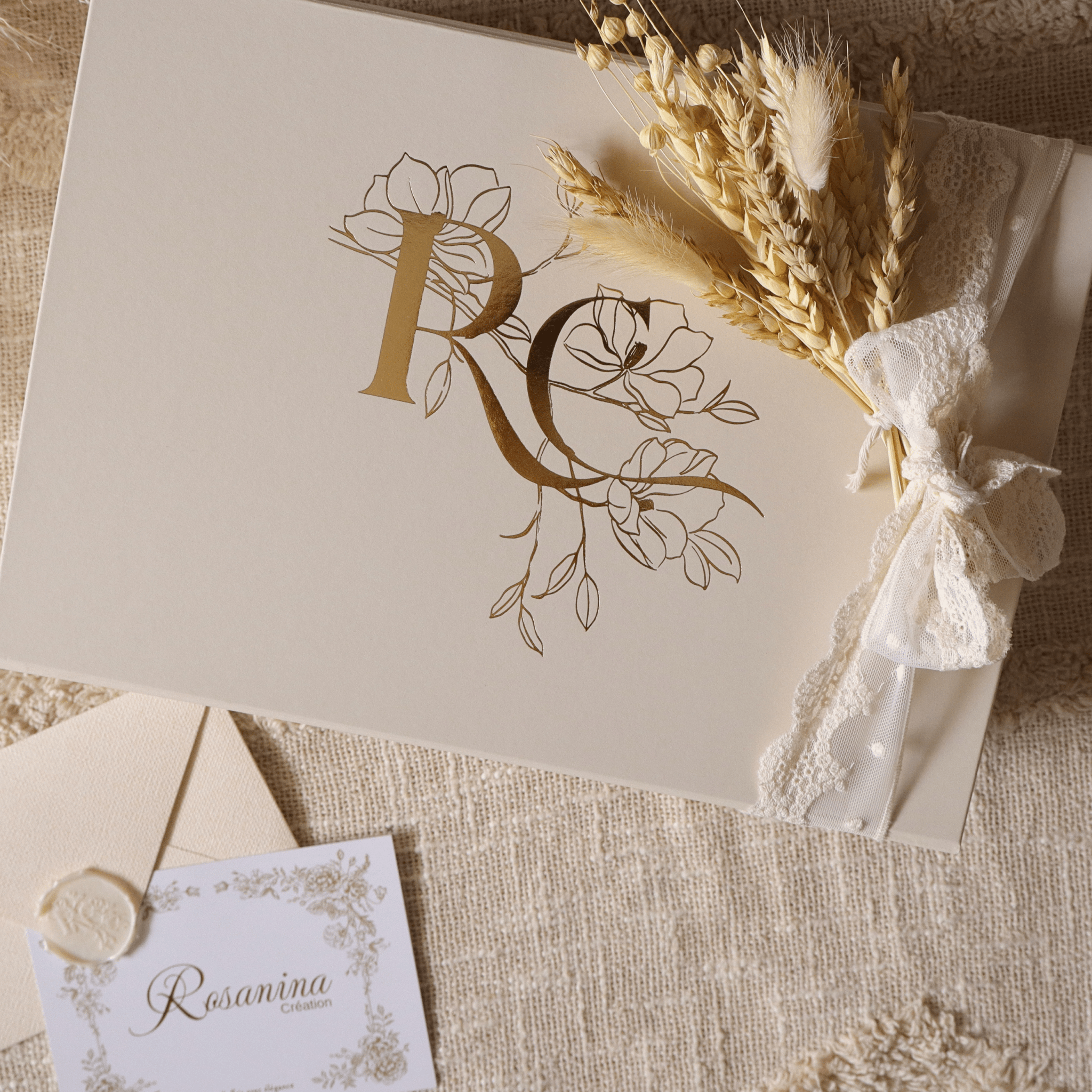 Coffret Petite Attention Signature - Rose - cadeau naissance prêt à offrir - Rosanina Création