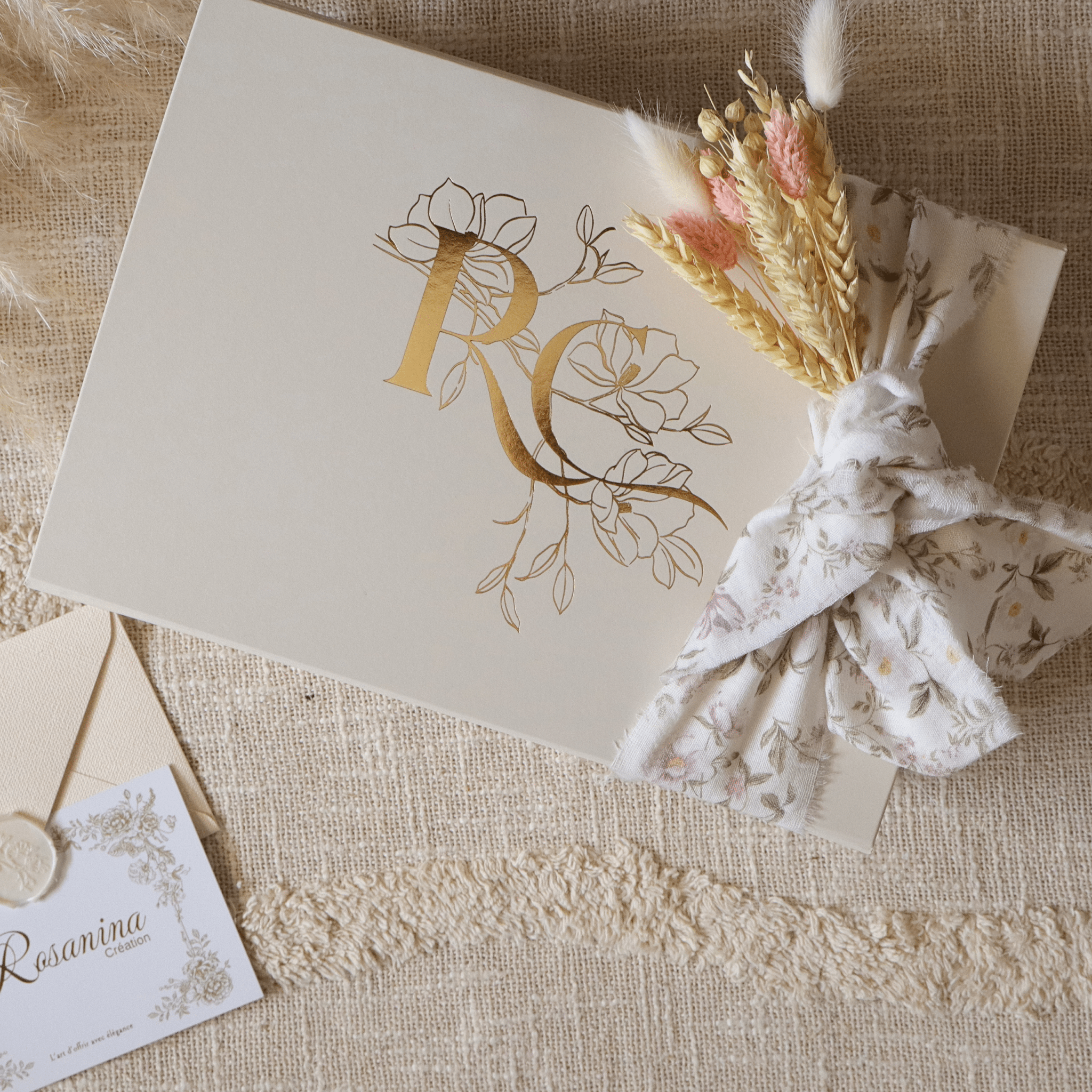 Coffret Petite Attention Signature - Anne - cadeau naissance prêt à offrir - Rosanina Création
