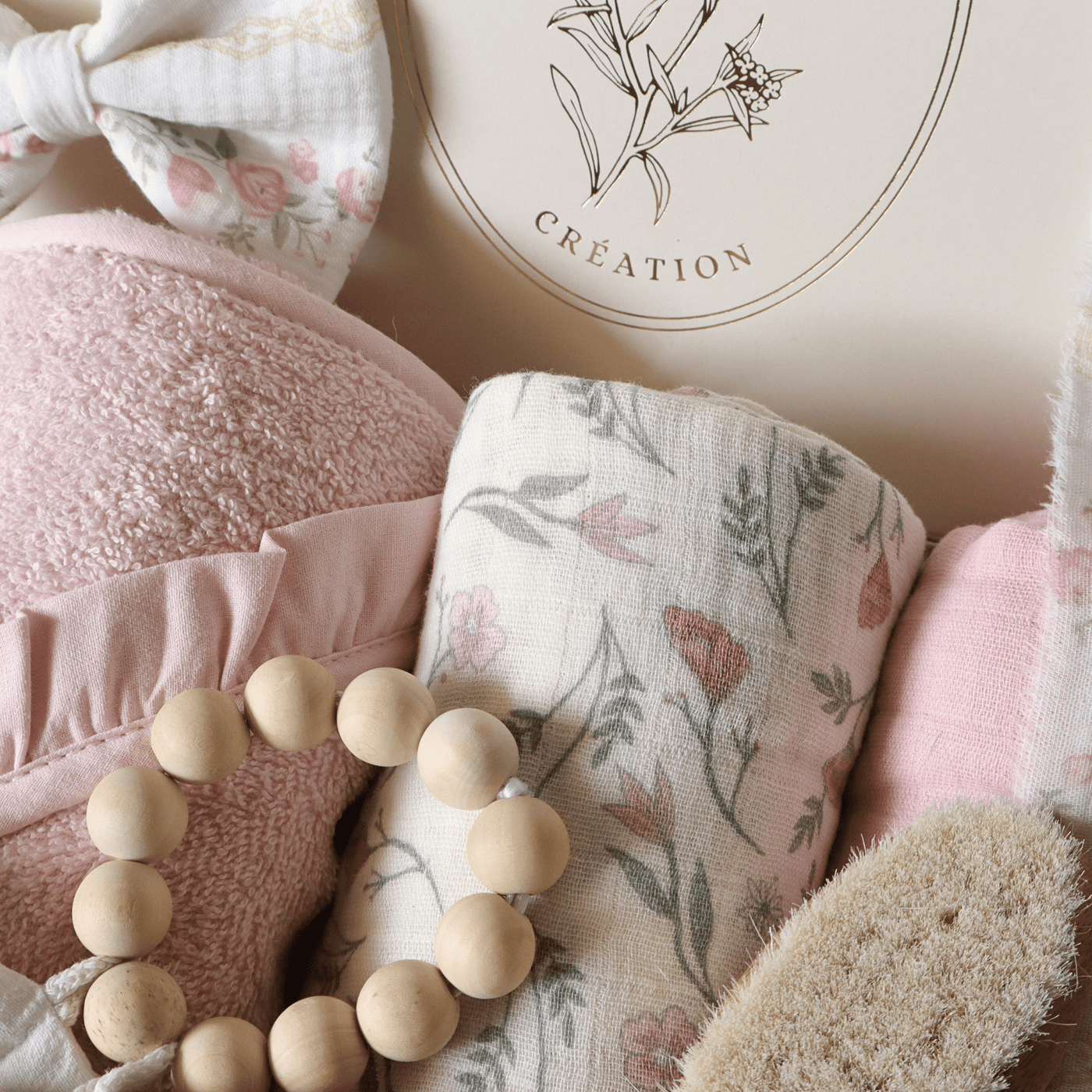 Coffret Petite Attention - Camille - cadeau naissance prêt à offrir - Rosanina Création