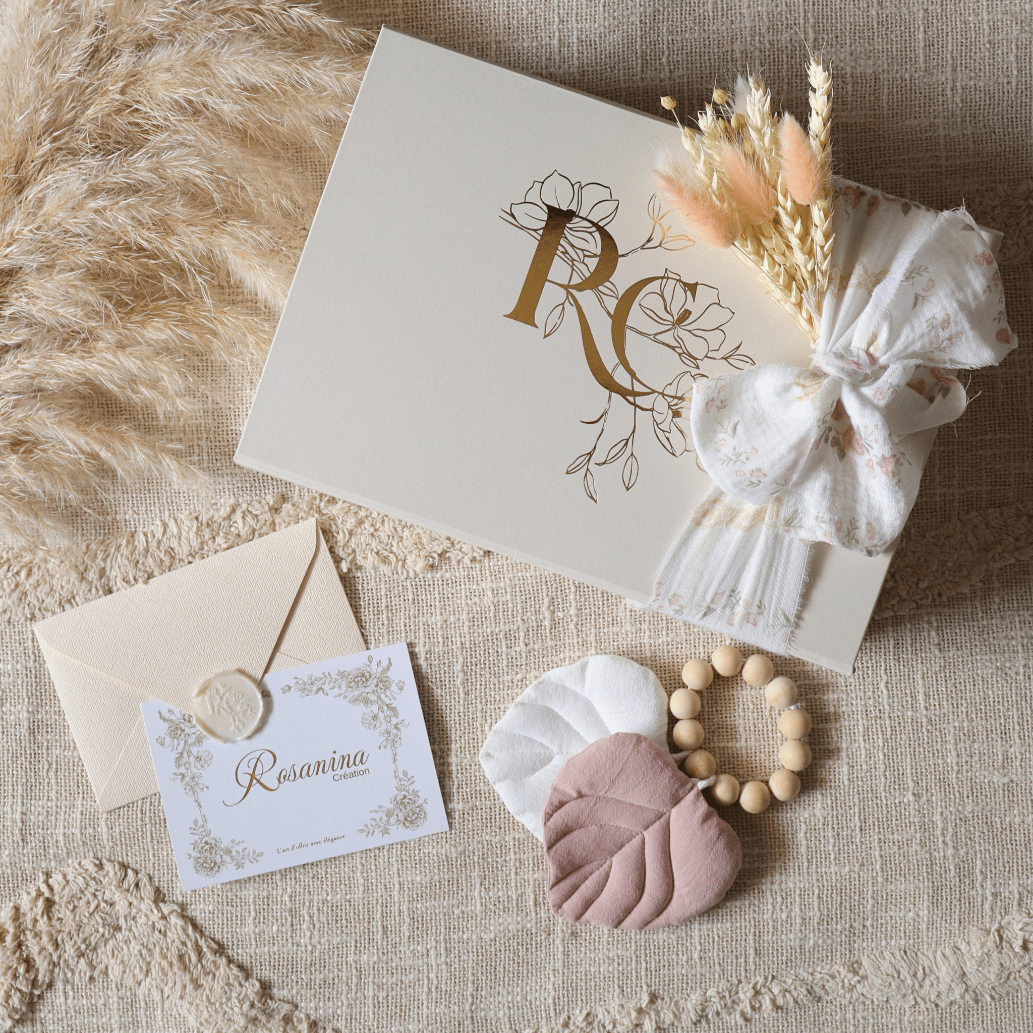 Coffret Petite Attention - Camille - cadeau naissance prêt à offrir - Rosanina Création