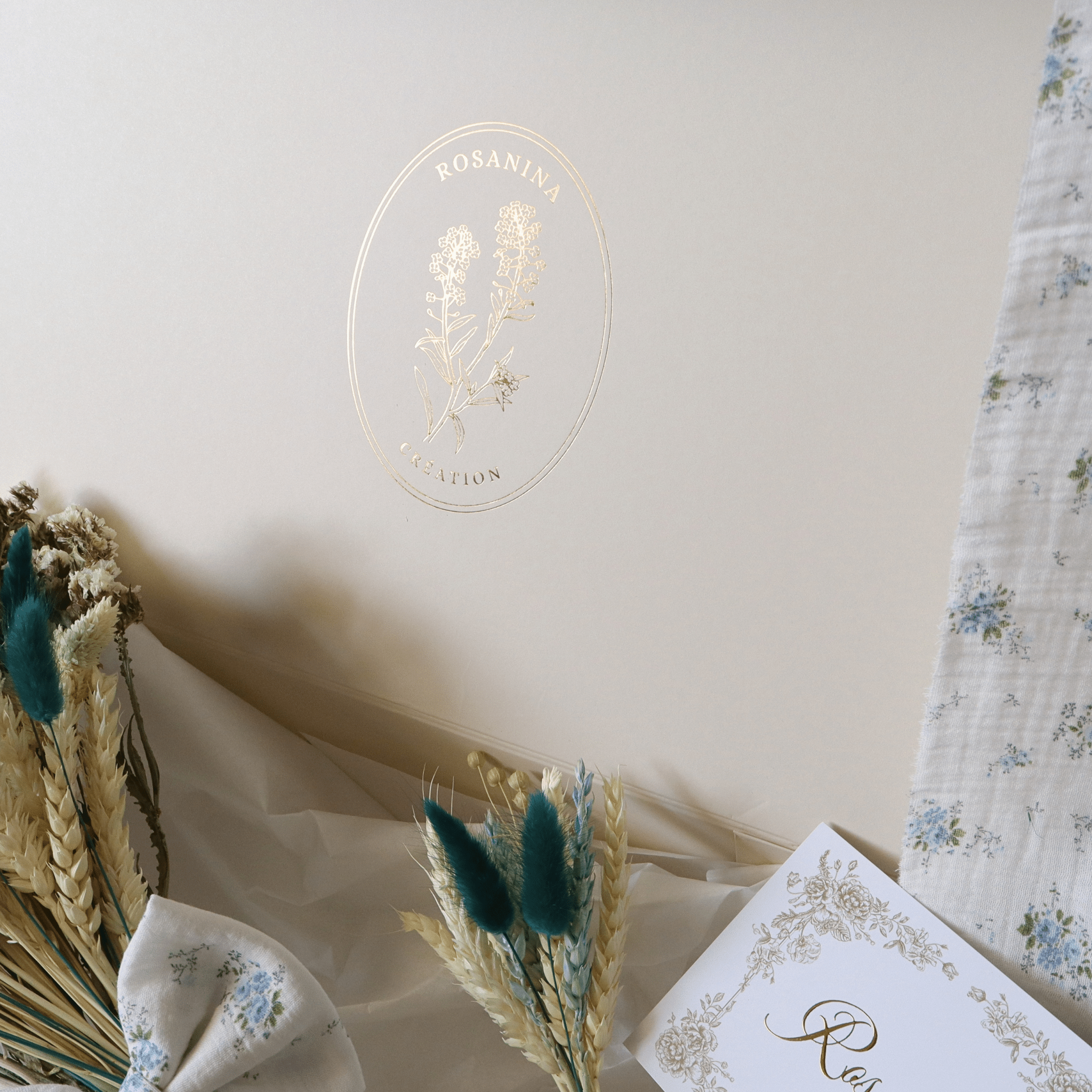 Coffret Bouquet - Constance - cadeau naissance prêt à offrir - Rosanina Création