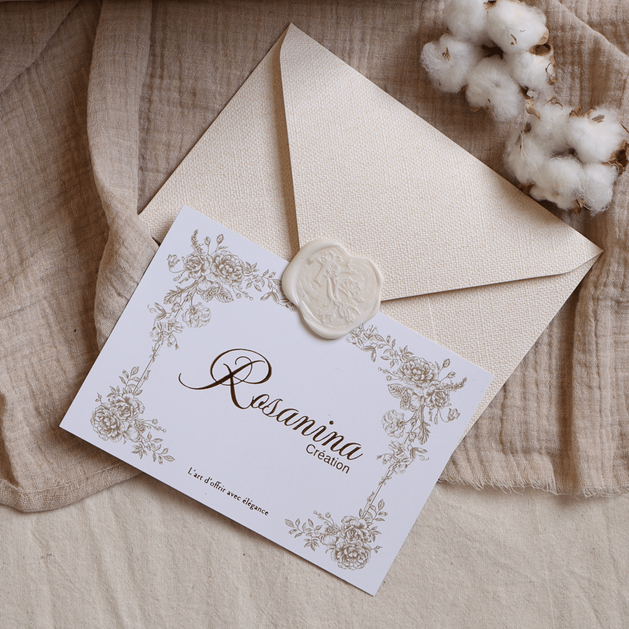 Gâteau de Couches Essentiel – Emma - cadeau naissance prêt à offrir - Rosanina Création