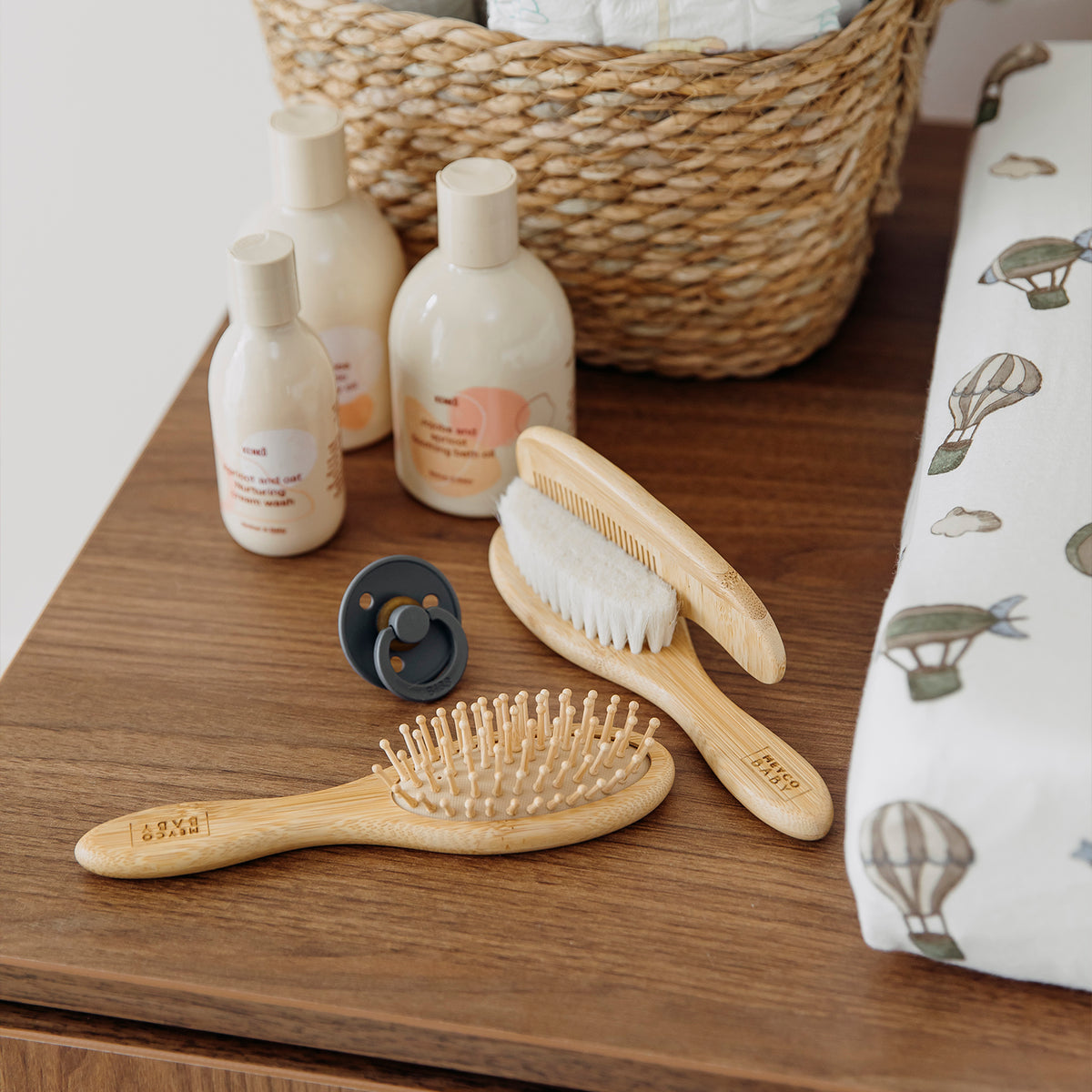 Set de brosses et peigne Meyco Baby en bambou pour bébé